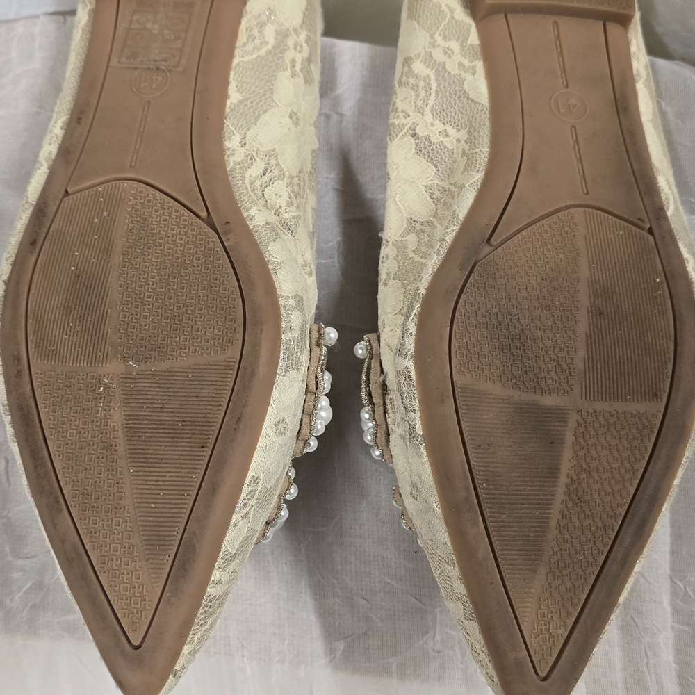 Women's Cream Embellished Flats - Picture 2 of 4